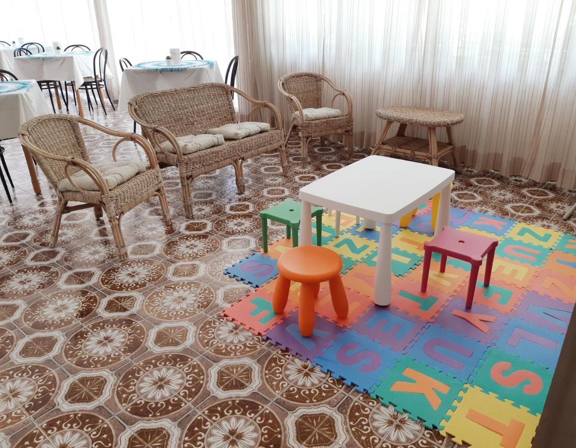 Hotel Mara Ρίμινι Εξωτερικό φωτογραφία