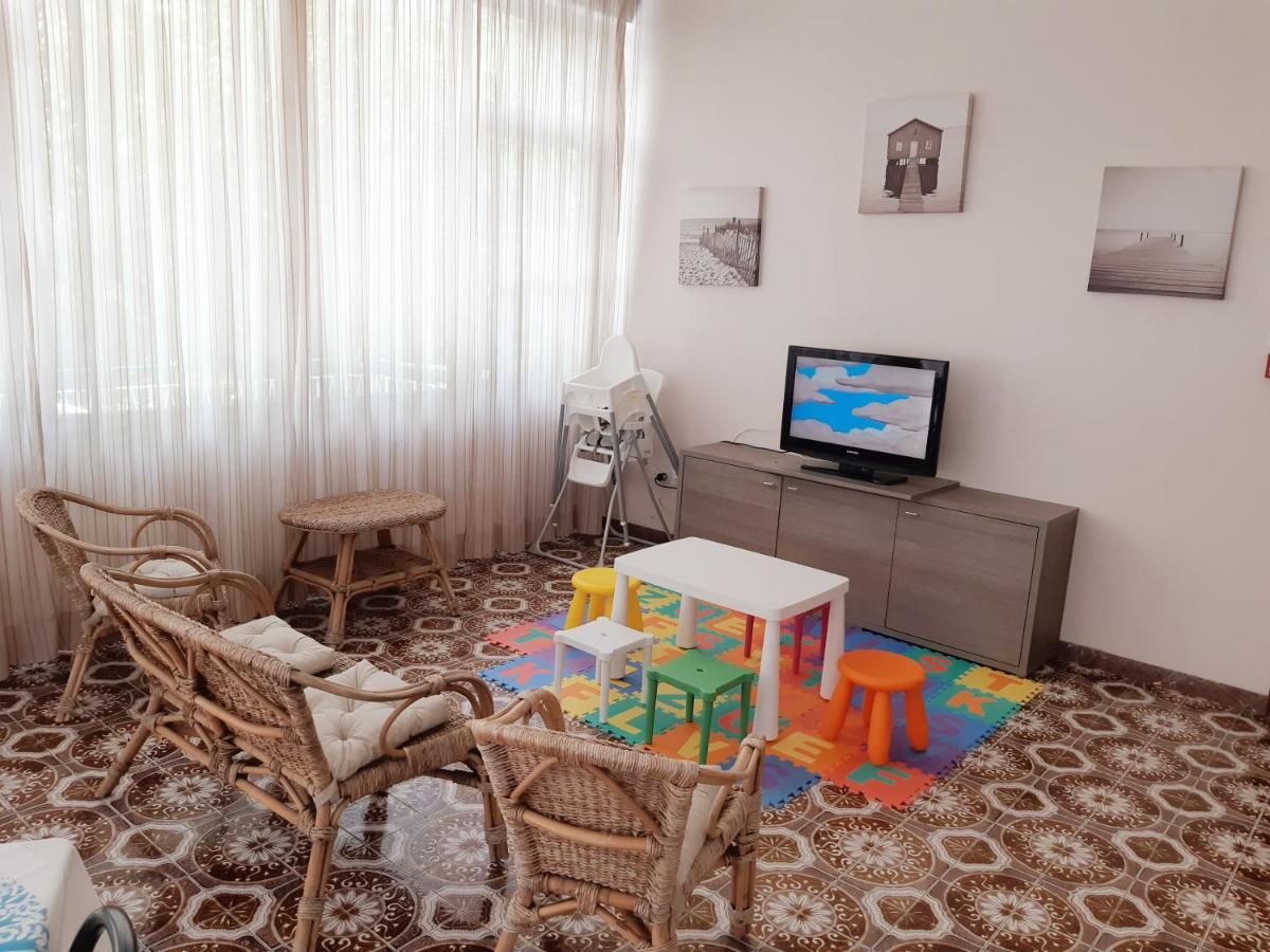 Hotel Mara Ρίμινι Εξωτερικό φωτογραφία