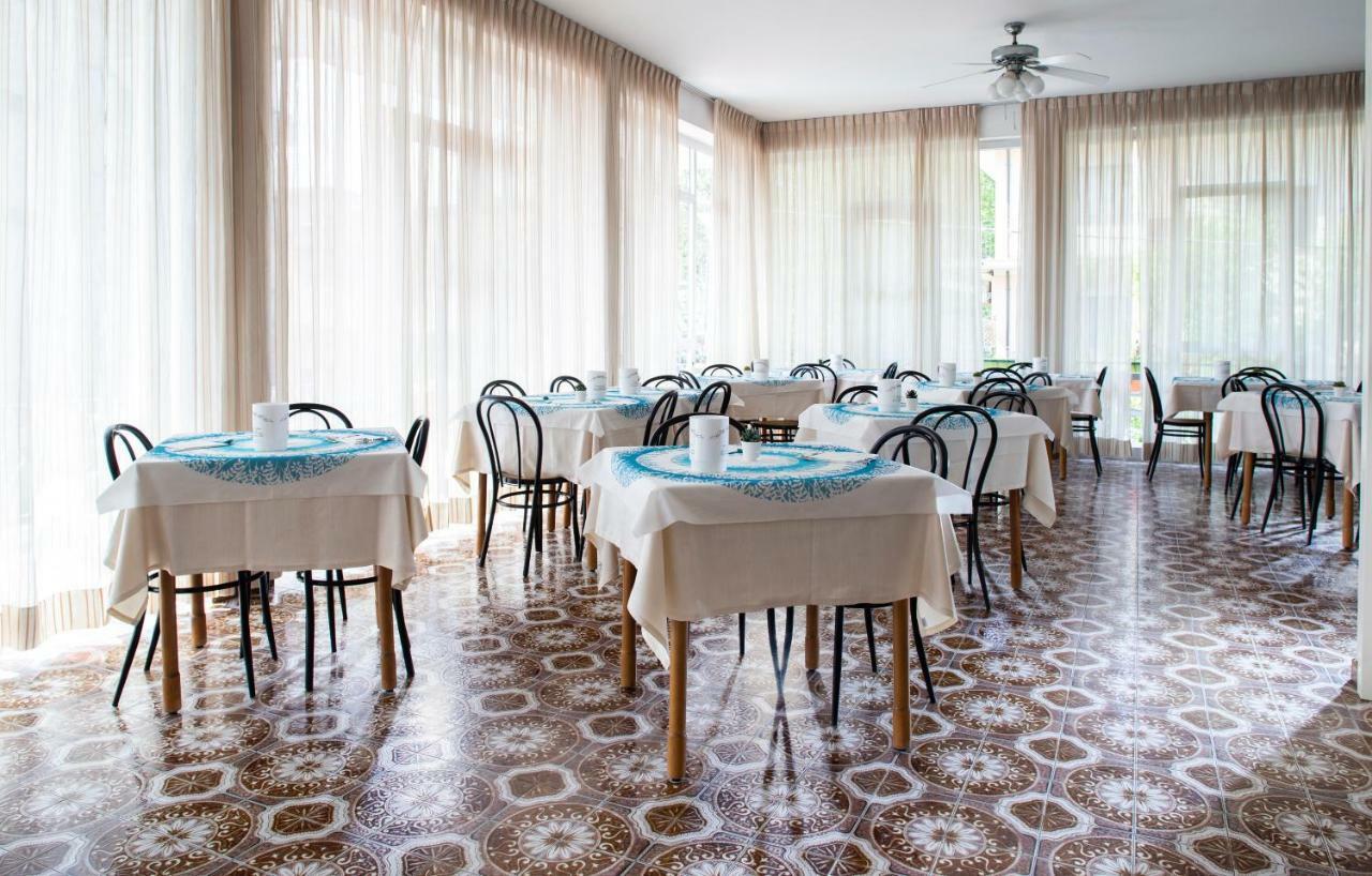Hotel Mara Ρίμινι Εξωτερικό φωτογραφία